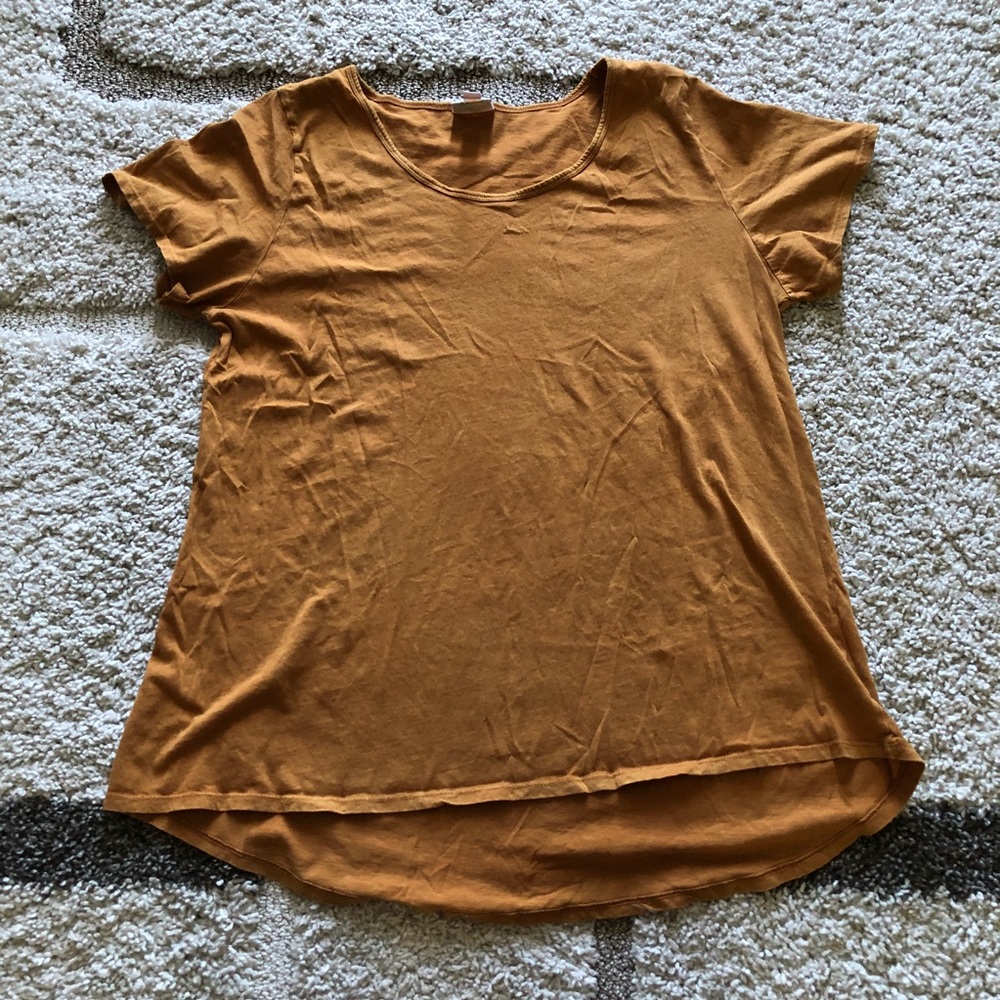 LulaRoe Classic Tee - Golden Yellow